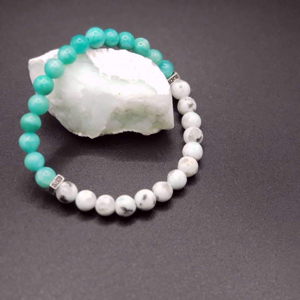 Natural gemstones bracelet